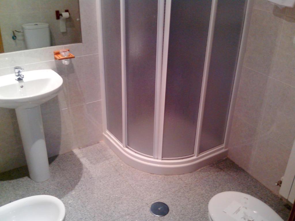Hotel Rc Ramon Y Cajal Cuenca  Bilik gambar